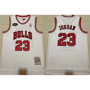 Men's Chicago Bulls #23 Michael Jordan White 1997-98 Throwback Stitched Jersey