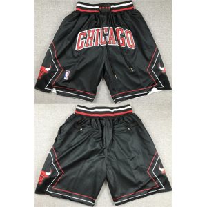 Men's Chicago Bulls Black Shorts (Run Small)
