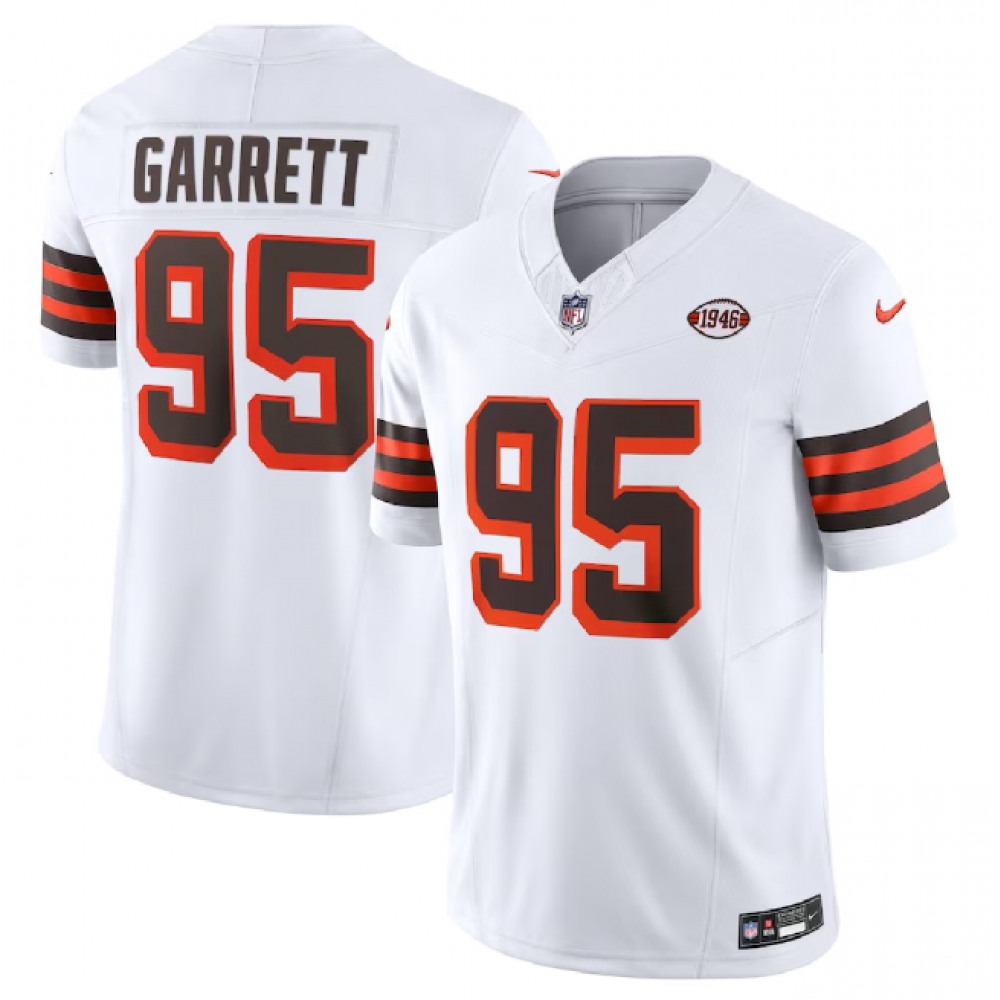 Men_s_Cleveland_Browns_95_Myles_Garrett_White_2023_F.U.S.E._1946_Collection_Vapor_Untouchable_Limite_Ydyq8P4DT.jpg